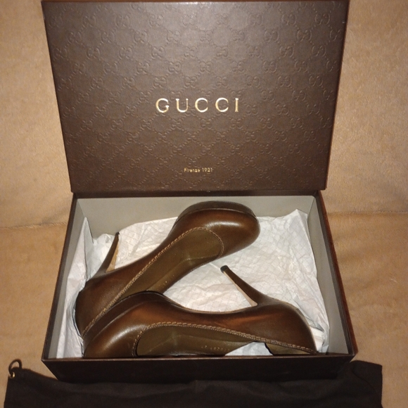 IOB Gucci Sadie Soft Winter Leaf Size 37 women's shoes - Picture 2 of 15